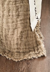 Amity home ashford linen 21 drop 3 panel bed skirt in natural   textured linen weave