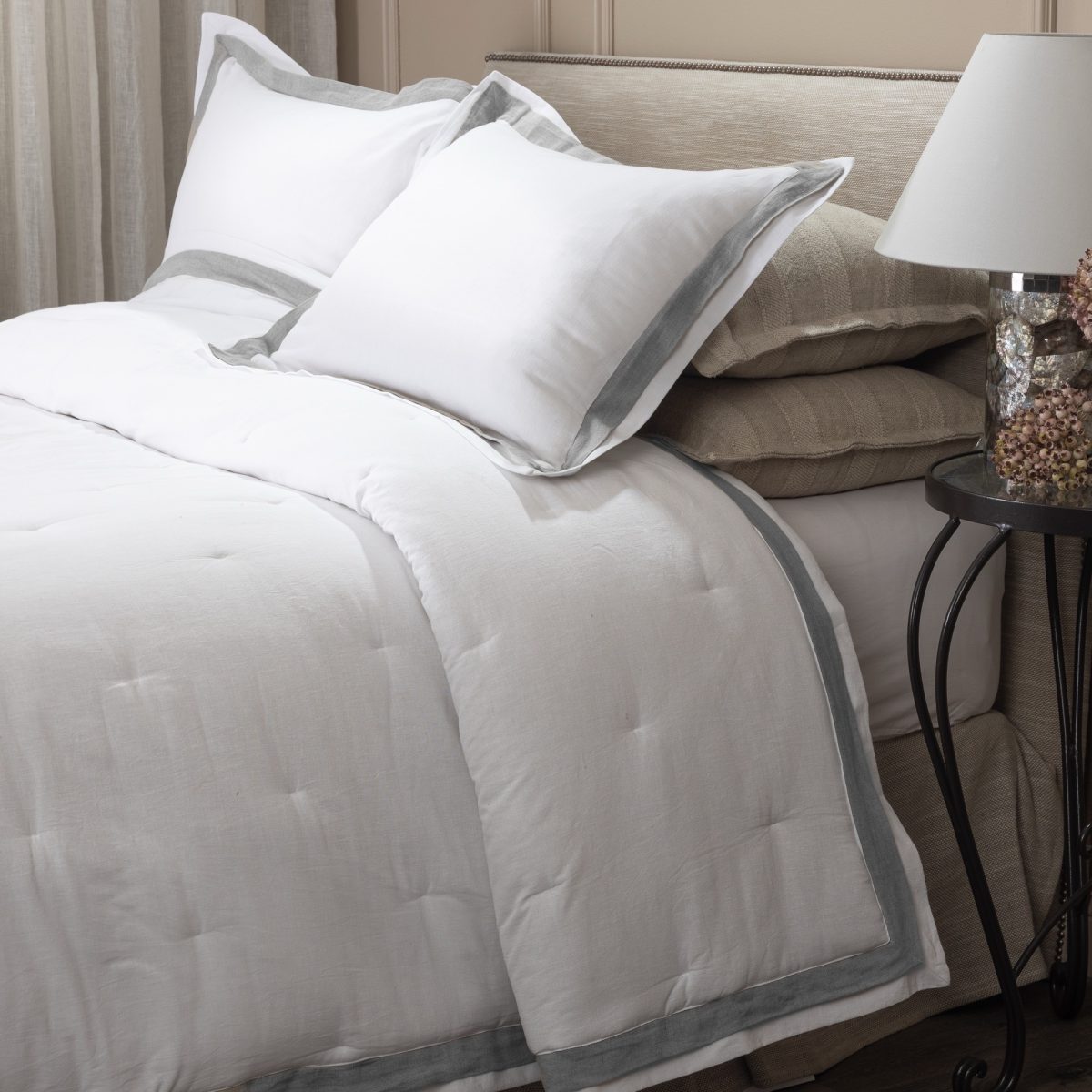 Orfeo Linen Comforter, White/Grey, Set - Image 2