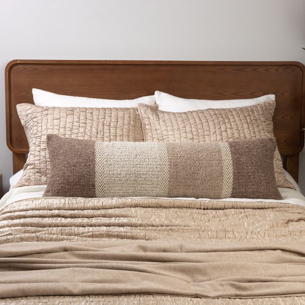 Amity Home Hadon Quilt in Oyster - Ruched Texture