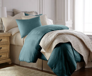 Amity home lia rayon velvet duvet cover in peacock   soft velvet texture
