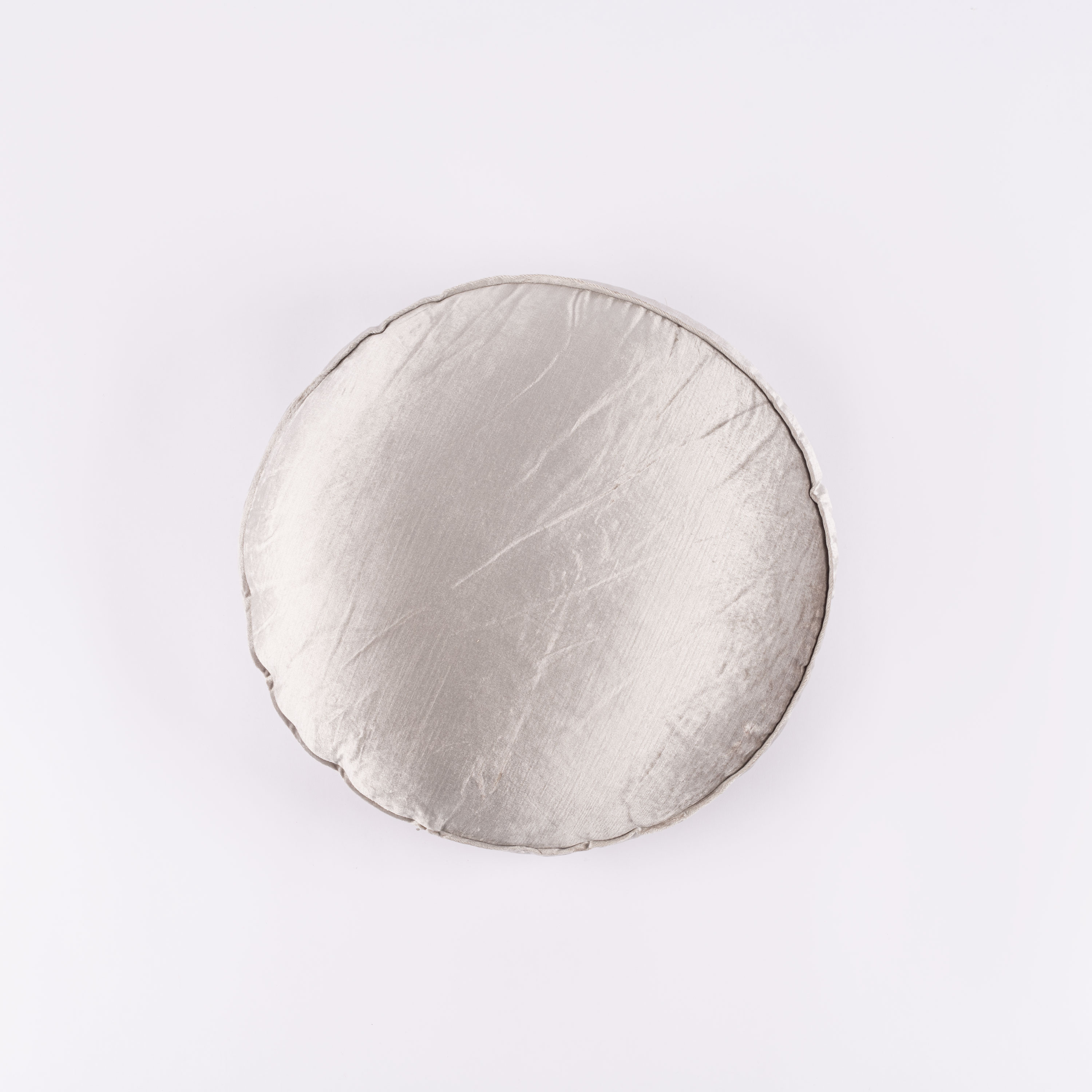 15380trdg | Amity Home Amity home lia round pillow in oyster soft textured fabric