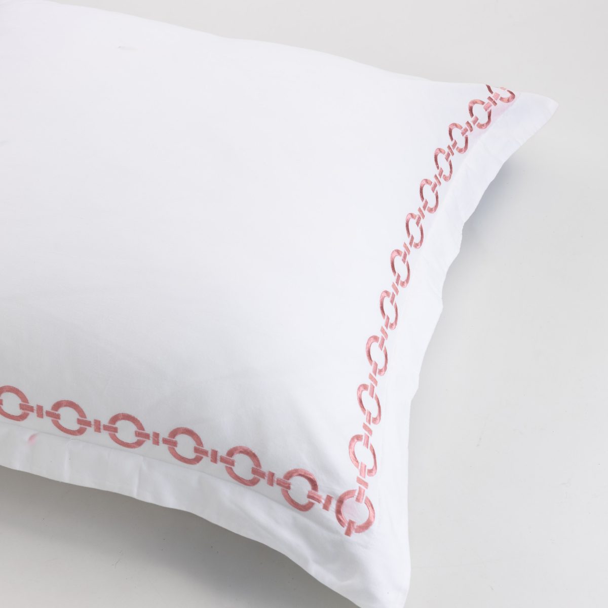 Amity home bellagio duvet cover in white with vintage rose   chain link embroidery
