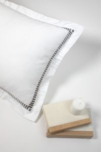 Amity home savona duvet cover in white   grey dashed border detail