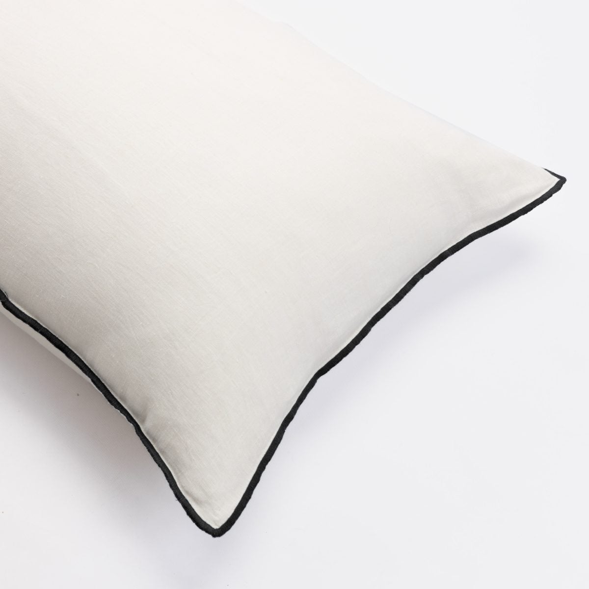 Amity home tyne duvet cover in ivory asphalt   contrasting black piping