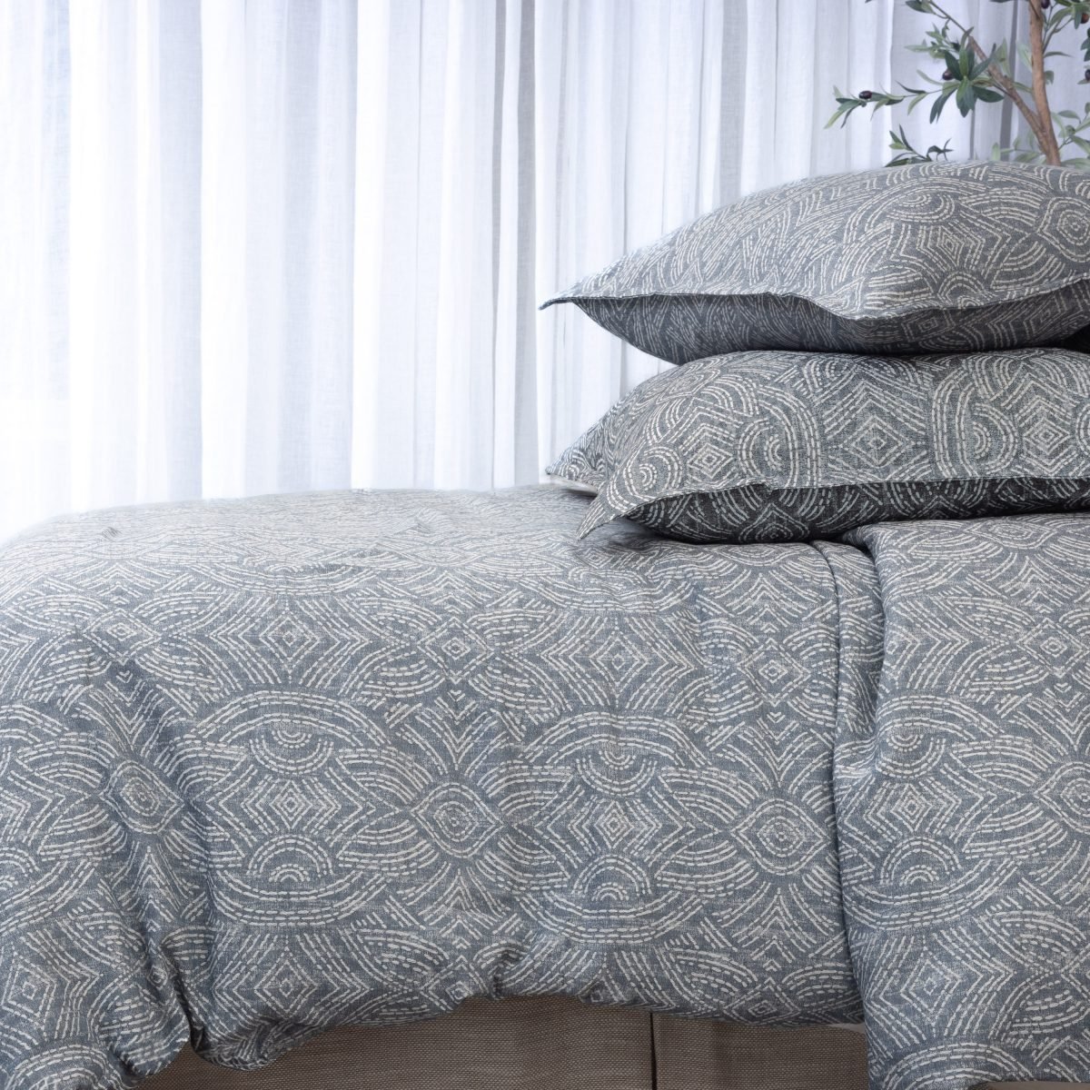 Amity home andre jacquard duvet cover in adriatic   geometric pattern