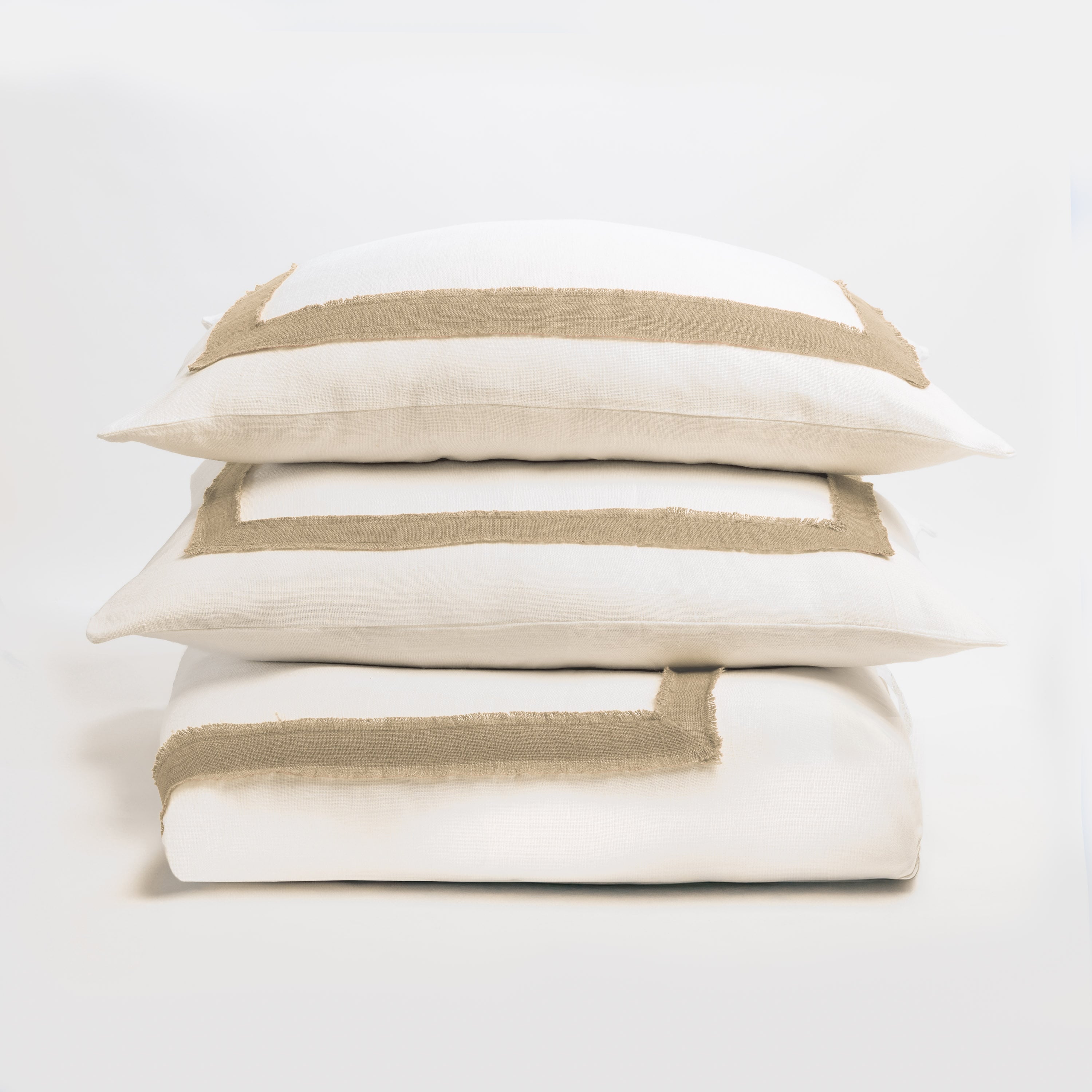 15475nmal26 | Amity Home Amity home brady duvet cover in ivory natural frayed edge trim