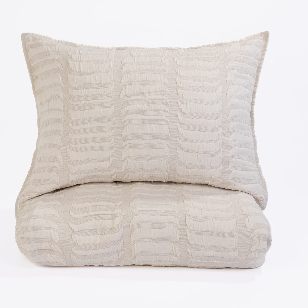 Amity home cunningham duvet in natural   textured wave pattern