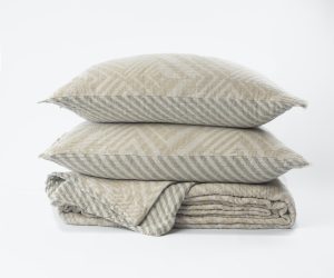 Amity home gibbons duvet cover set in natural beige   geometric pattern