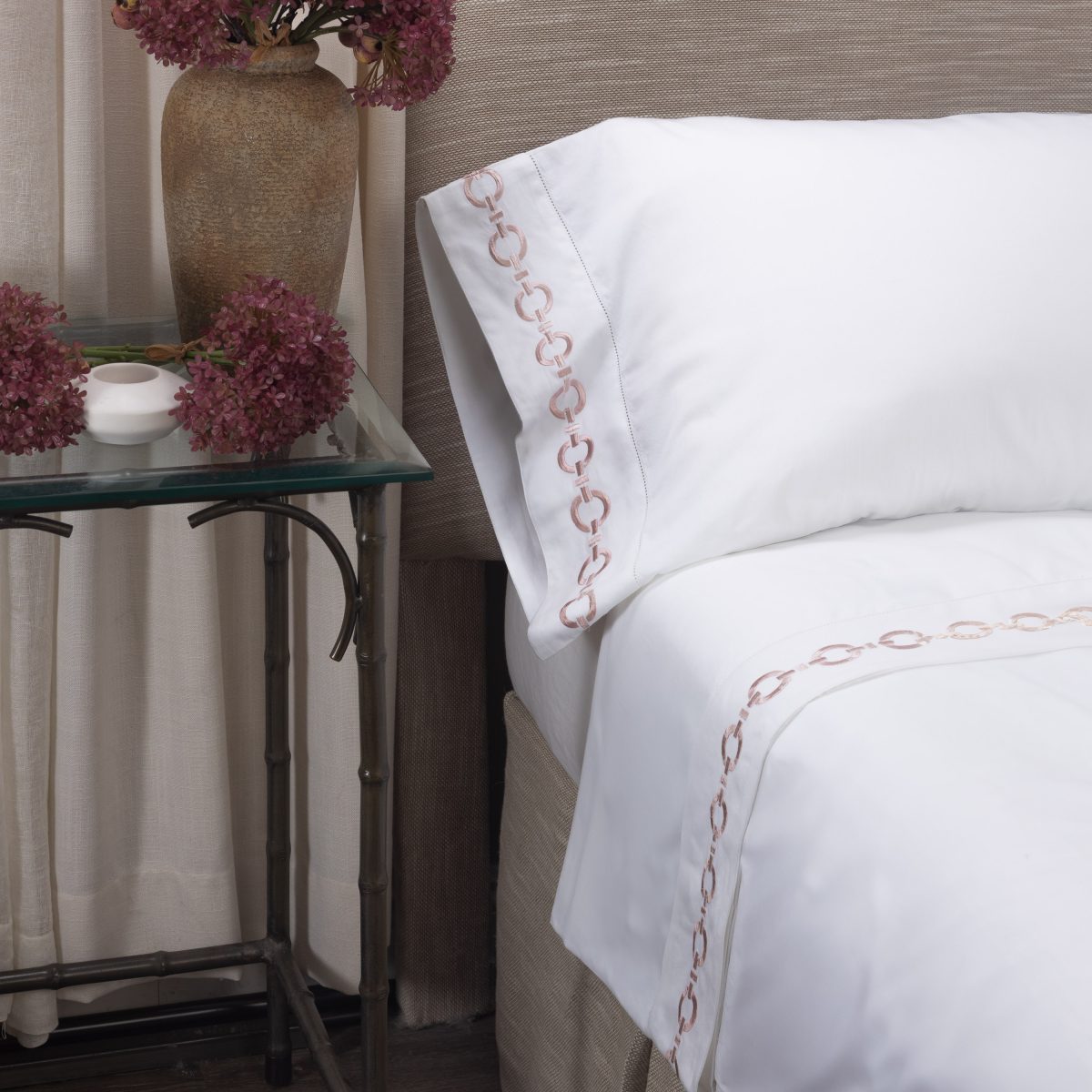 Bellagio Sheet Set, Embroidered Petal Pink - Image 4