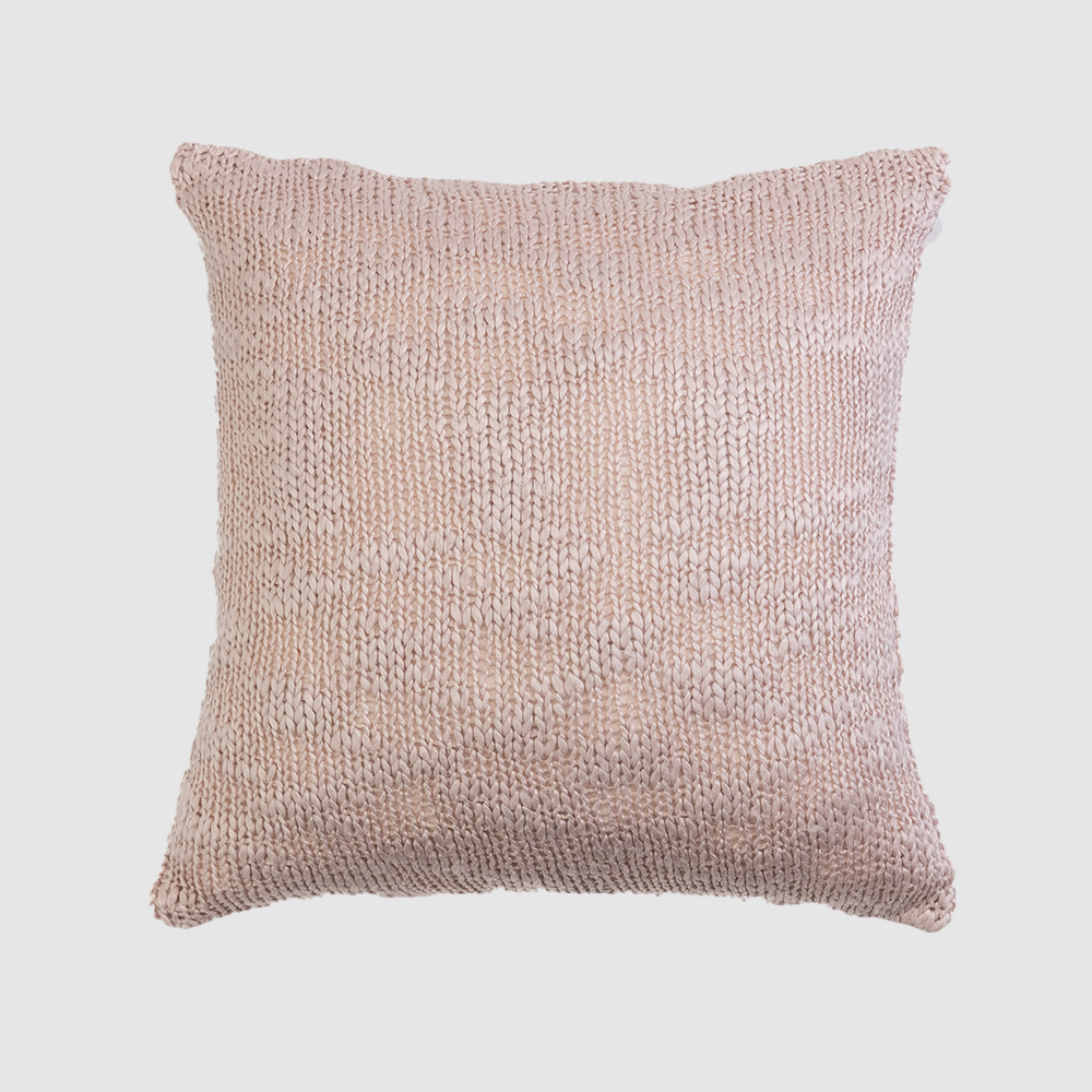 Svm2244pp20 | Amity Home Soft pink knitted throw pillow on a light background