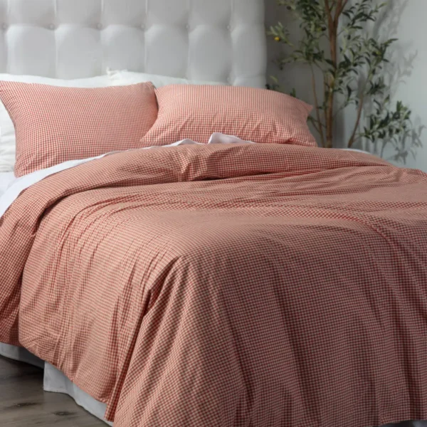 Crimson creek delight   hypoallergen beddings