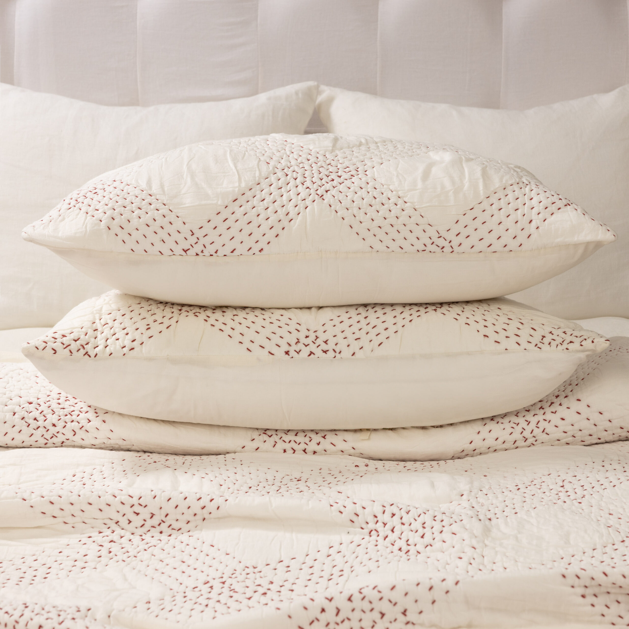 Cc932rkbed4scaled | Amity Home