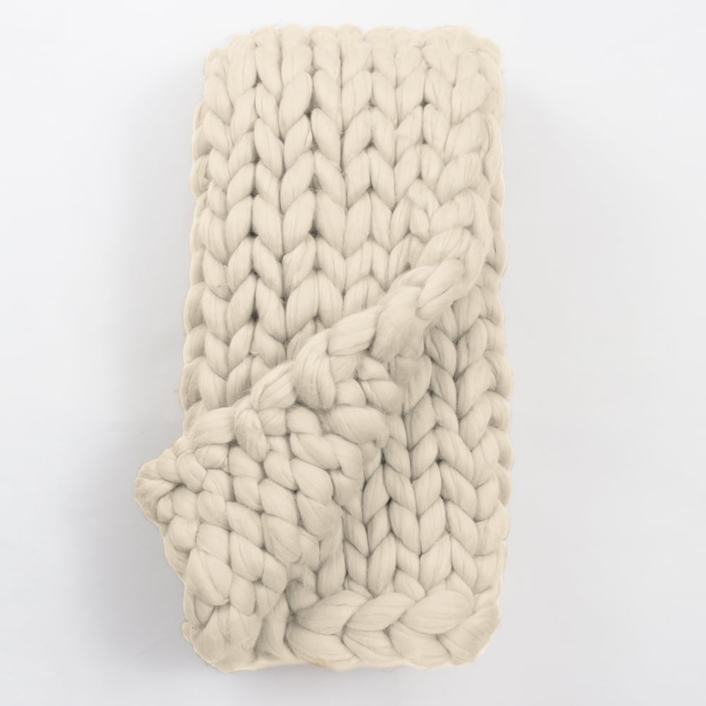 Avachunkythrownatural132941 | Amity Home