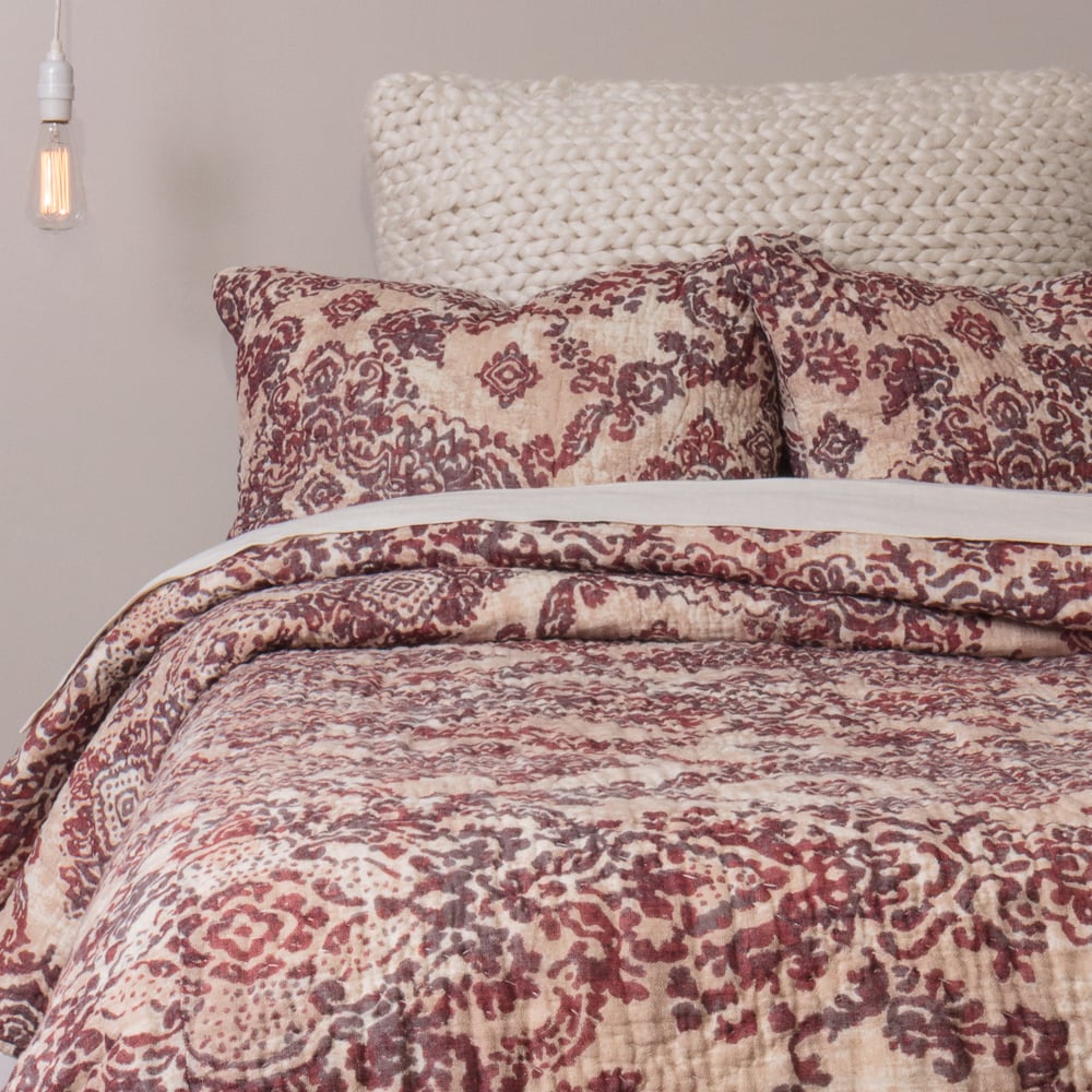 Lyonquiltcurrant115561 | Amity Home