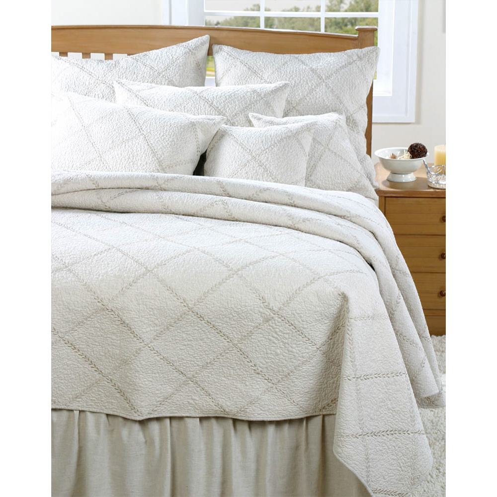 Windsorquilt32241 | Amity Home