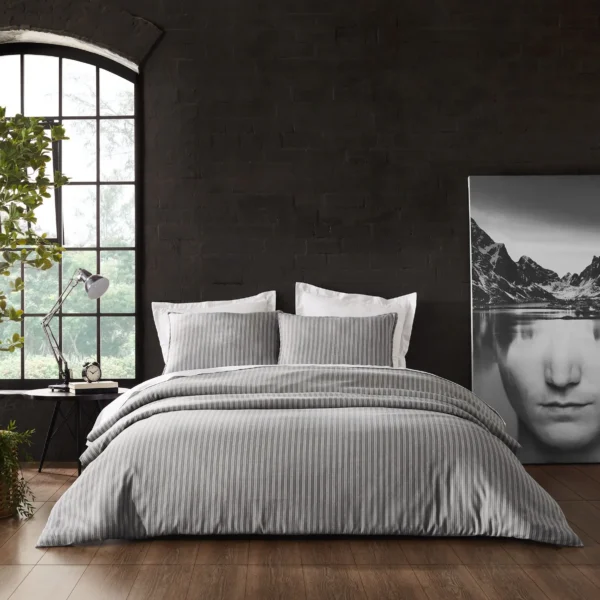 Luxury hotel style bedding layers by amity home