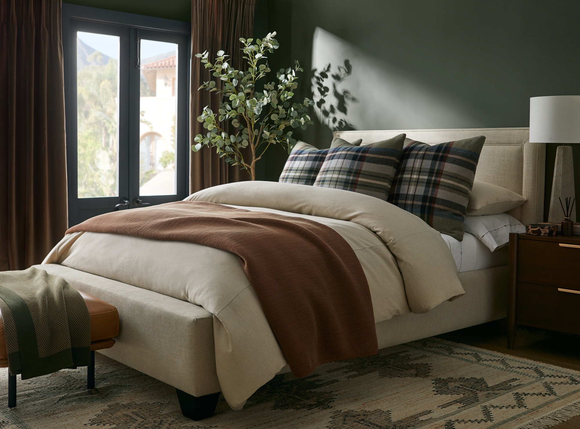 Jasper and Lenore Bed | Amity Home