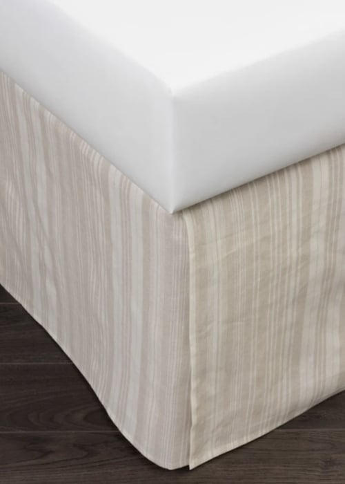 Aiden bed skirt natural