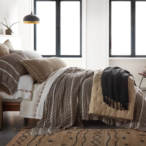 Akin & Dalton Collection