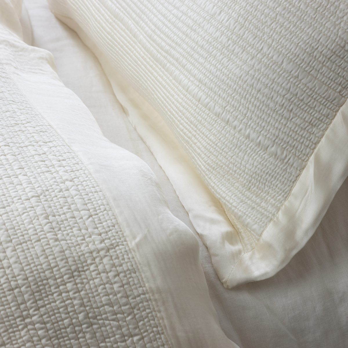 Amity home christelle quilt in ivory   shirred texture