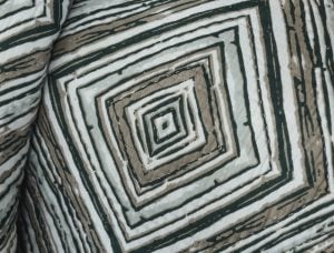 Amity home kingston quilt in green   concentric geometric pattern