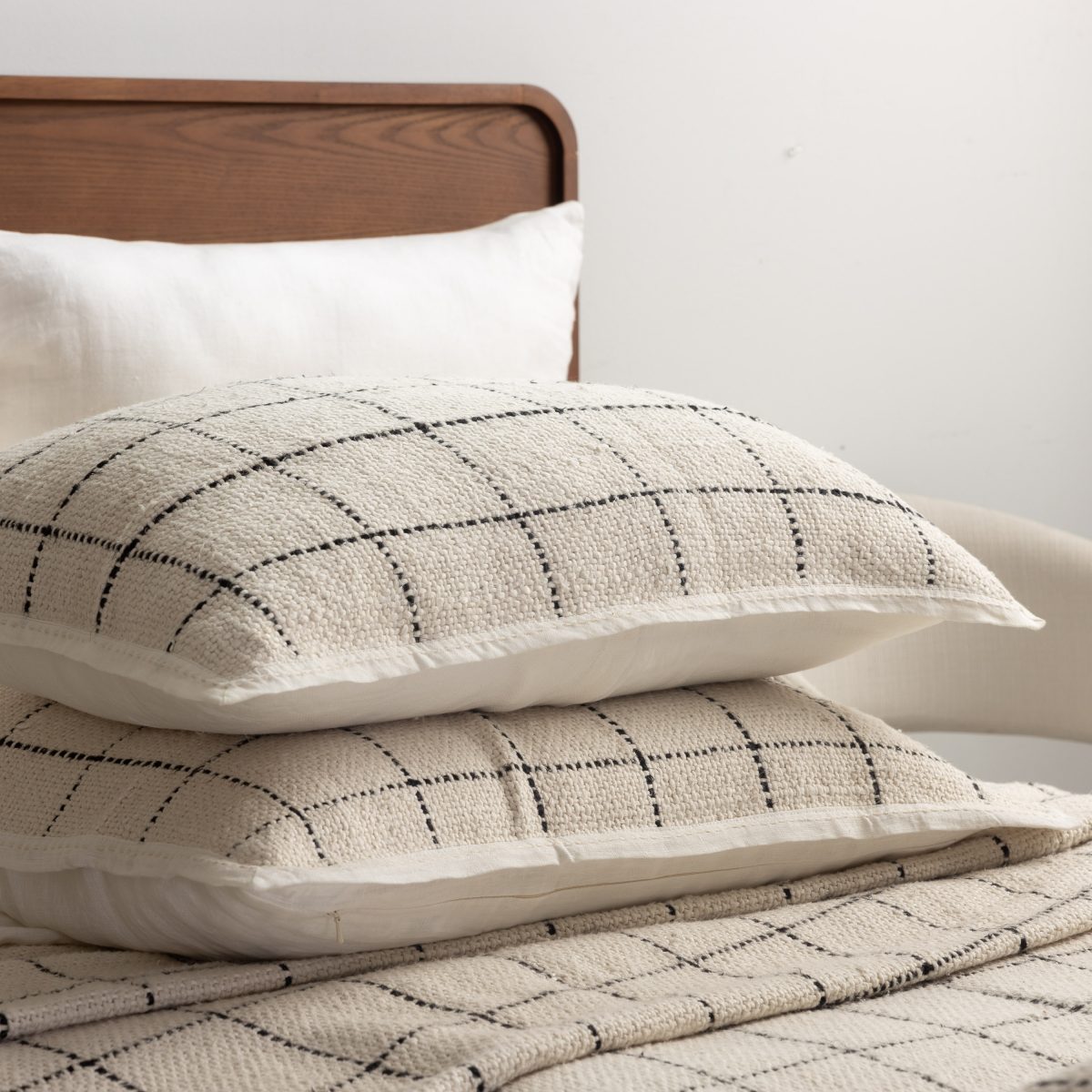 Amity home evans coverlet in natural with asphalt grid   textured grid pattern