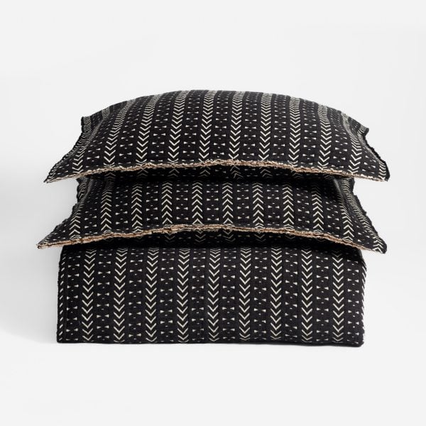 Amity Home Getz Coverlet in Black & Cream - Tribal Geometric Pattern