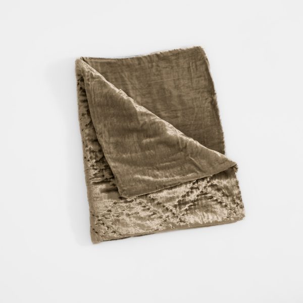 Amity home lowe quilt in almond   crushed velvet texture