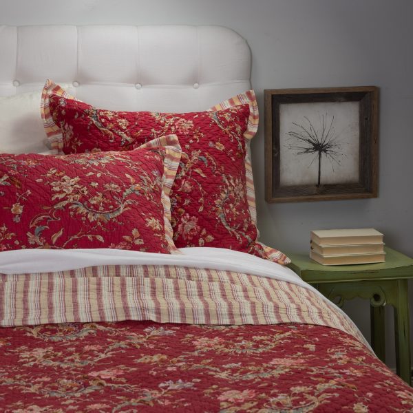 Amity home regina quilt in red   floral quilted design