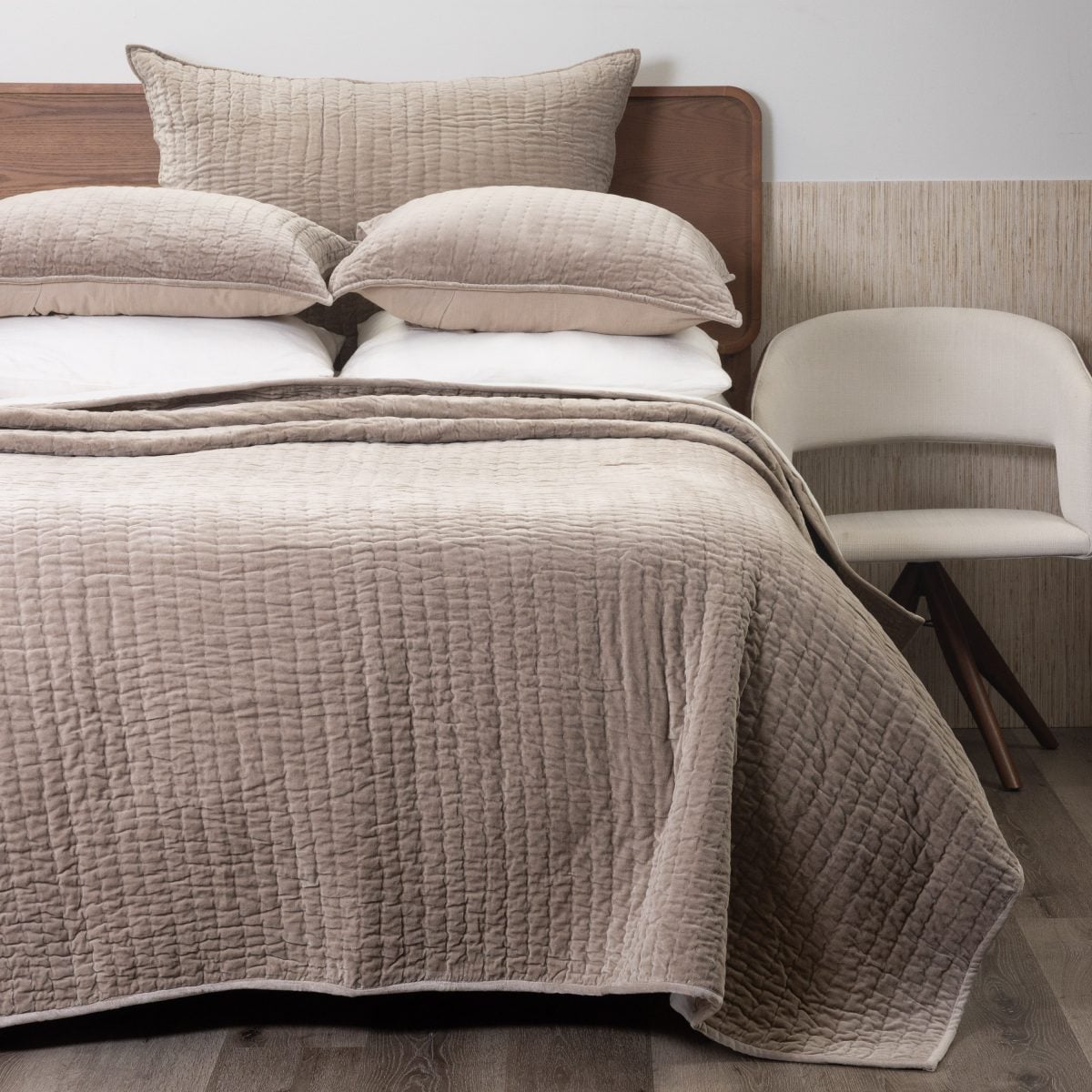 Amity home ethan quilt in mushroom   textured square quilting