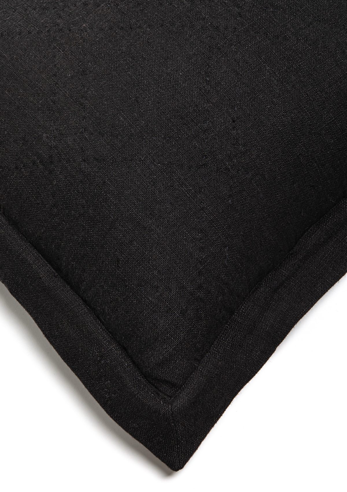 Amity home kyler linen quilt in asphalt   fine linen weave texture