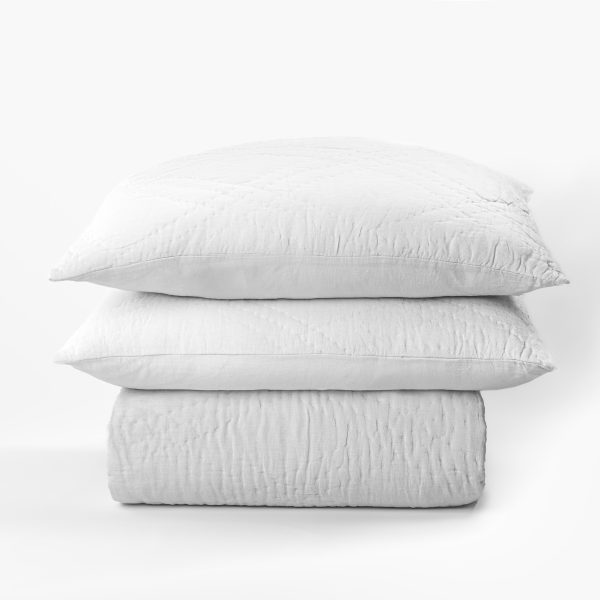 Amity Home Barcelona Linen Quilt in White - Subtle Quilted Linen Texture