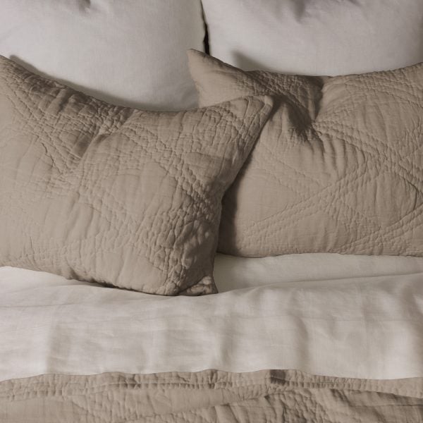 Barcelona Linen Quilt, Ash Grey