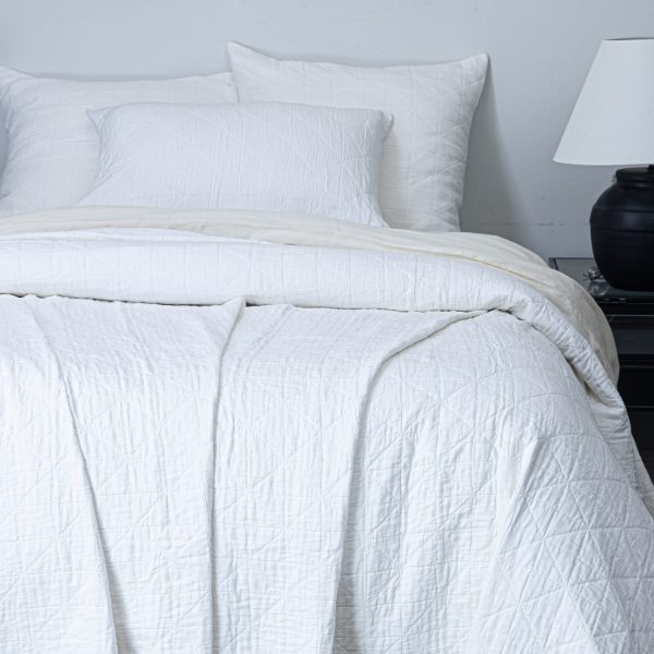 Marshall Quilt, White