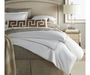 15446T | Amity Home