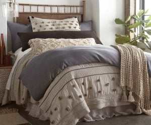 CC995 | Amity Home
