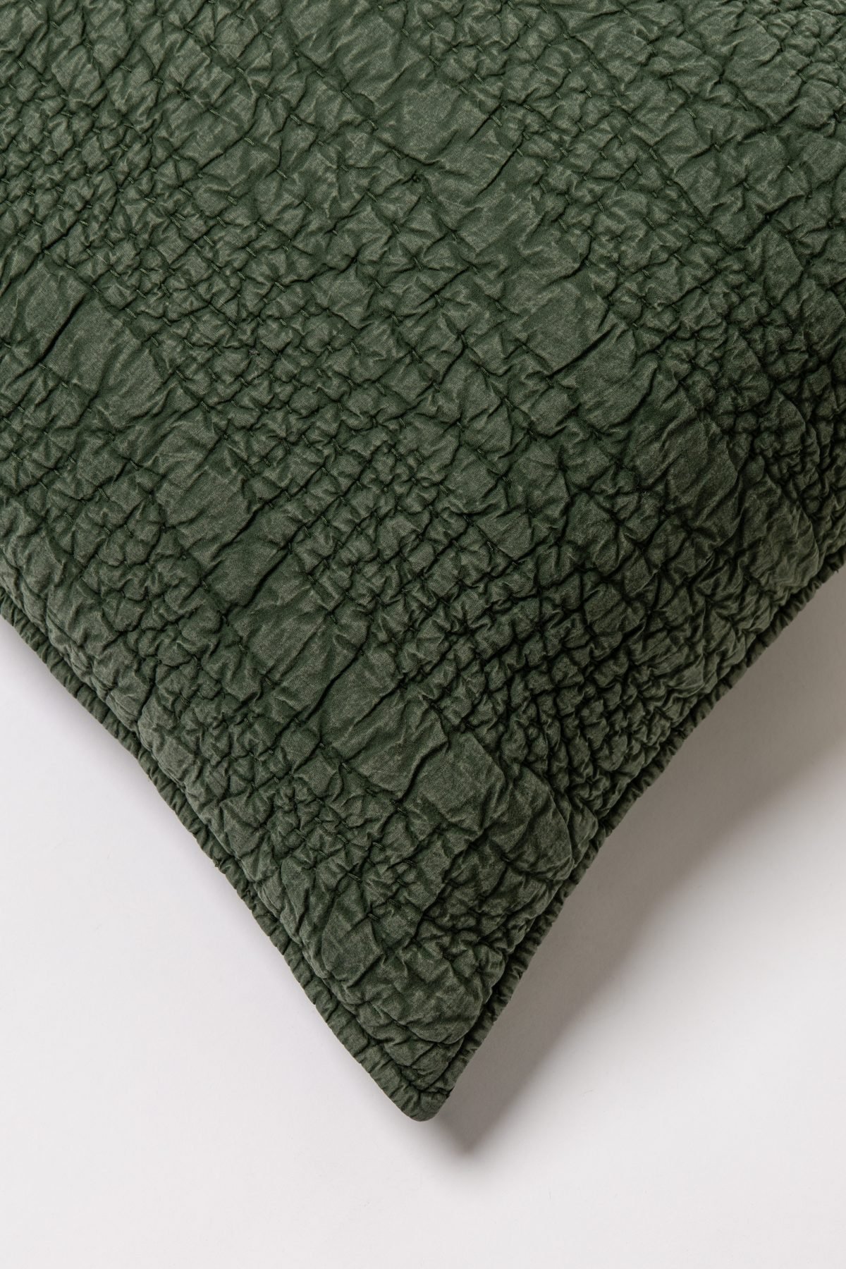 Amity home slade quilt in kale   crinkled texture