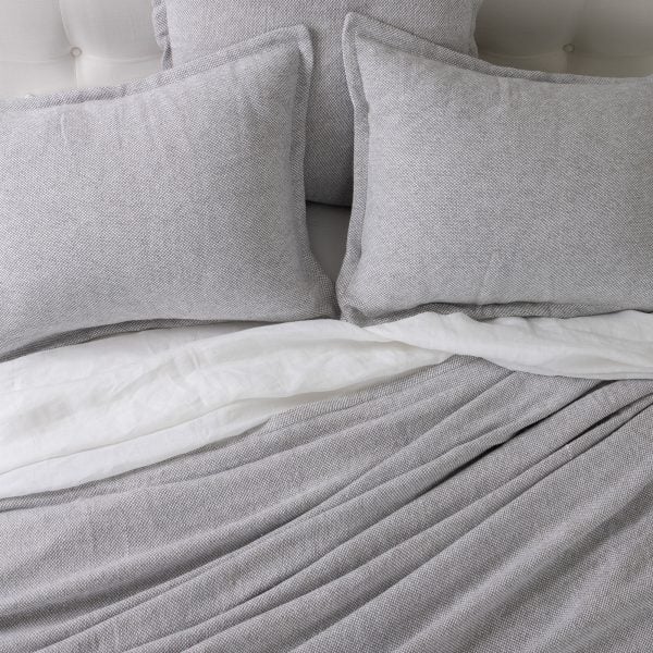 Silas Coverlet, Grey
