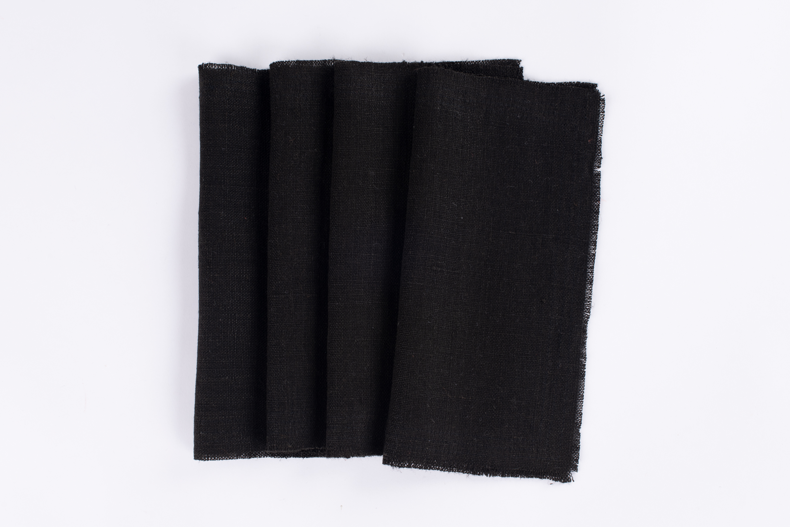 Cn15439aset | Amity Home Amity home ranier linen cocktail napkin set in asphalt raw edges