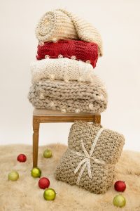 Amity home raj cable knit throw in off white   classic cable knit design