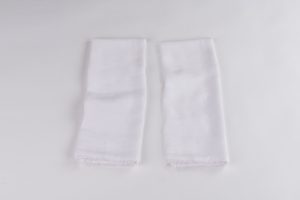 Amity home ranier linen guest towel set in ivory   fringed edges