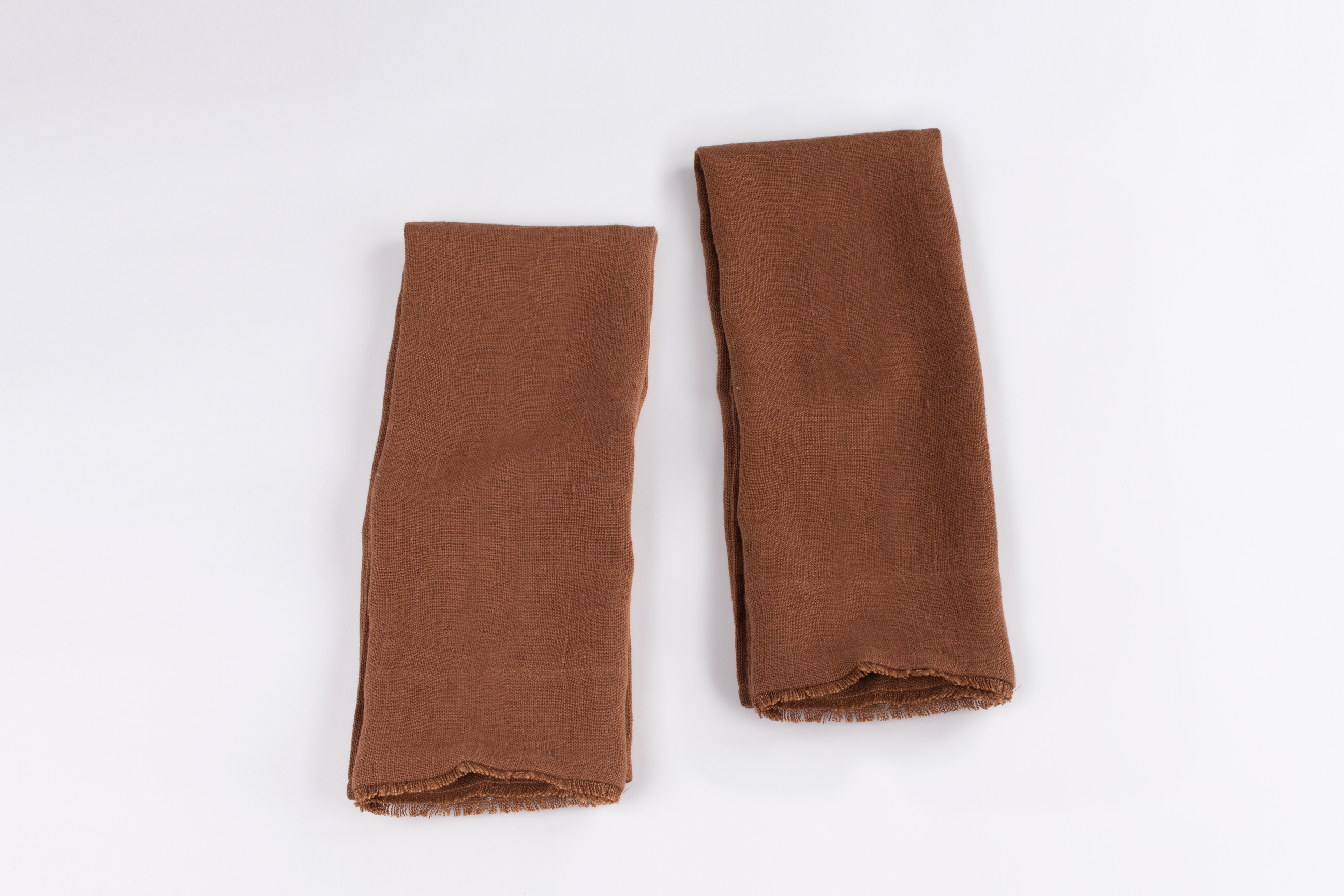 Gt15439s1 | Amity Home Amity home ranier linen guest towel set in saddle fringed edges