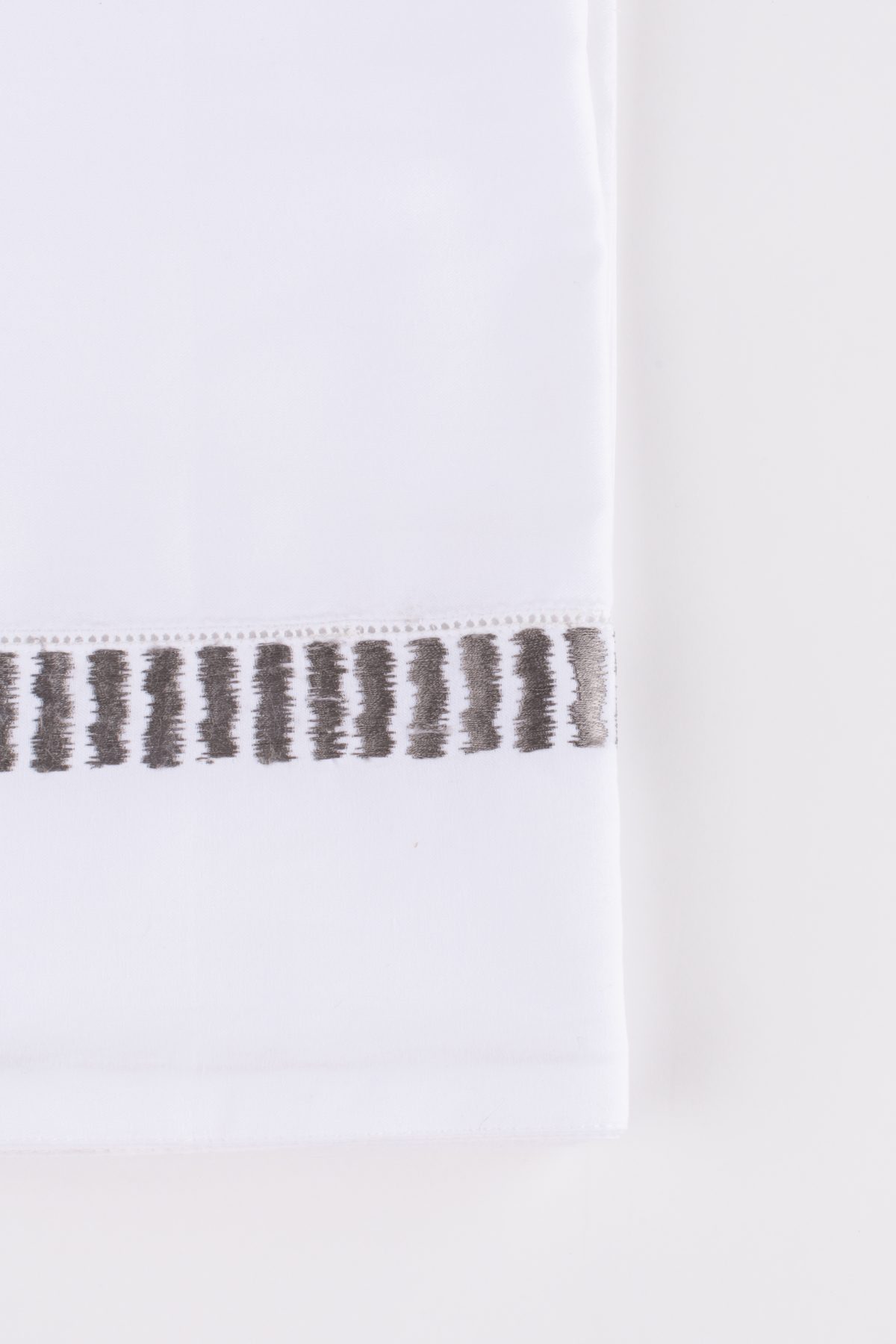 Amity home savona guest towel set in grey   embroidered striped band