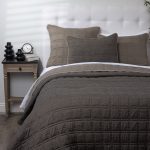 Amity home fletcher quilt in granite   textured grid quilting
