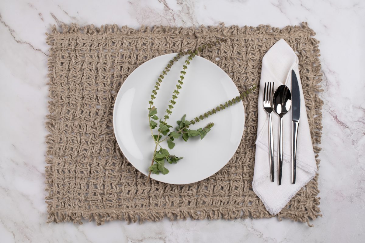 Amity home ranier linen dinner napkin set in ivory   crisp folded