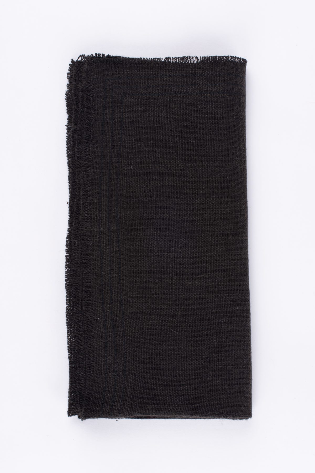 Amity home ranier linen dinner napkin set in asphalt   frayed edge