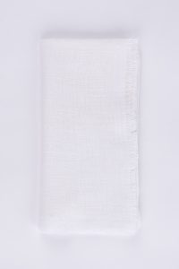 Amity home ranier linen dinner napkin set in ivory   frayed edge