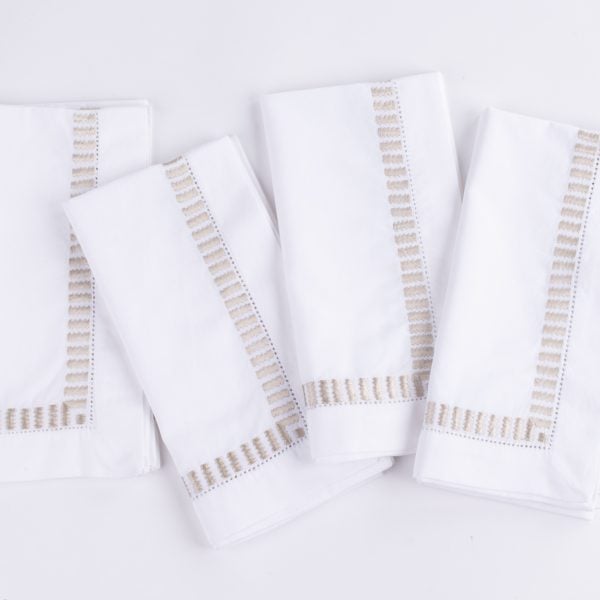 Savona Dinner Napkin Set (Set Of 4), Oyster
