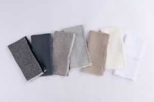 Amity home brisbane linen dinner napkin set set of 4 in seaglass   frayed edge