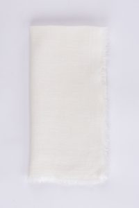 Amity home brisbane linen dinner napkin set in ivory   frayed edges